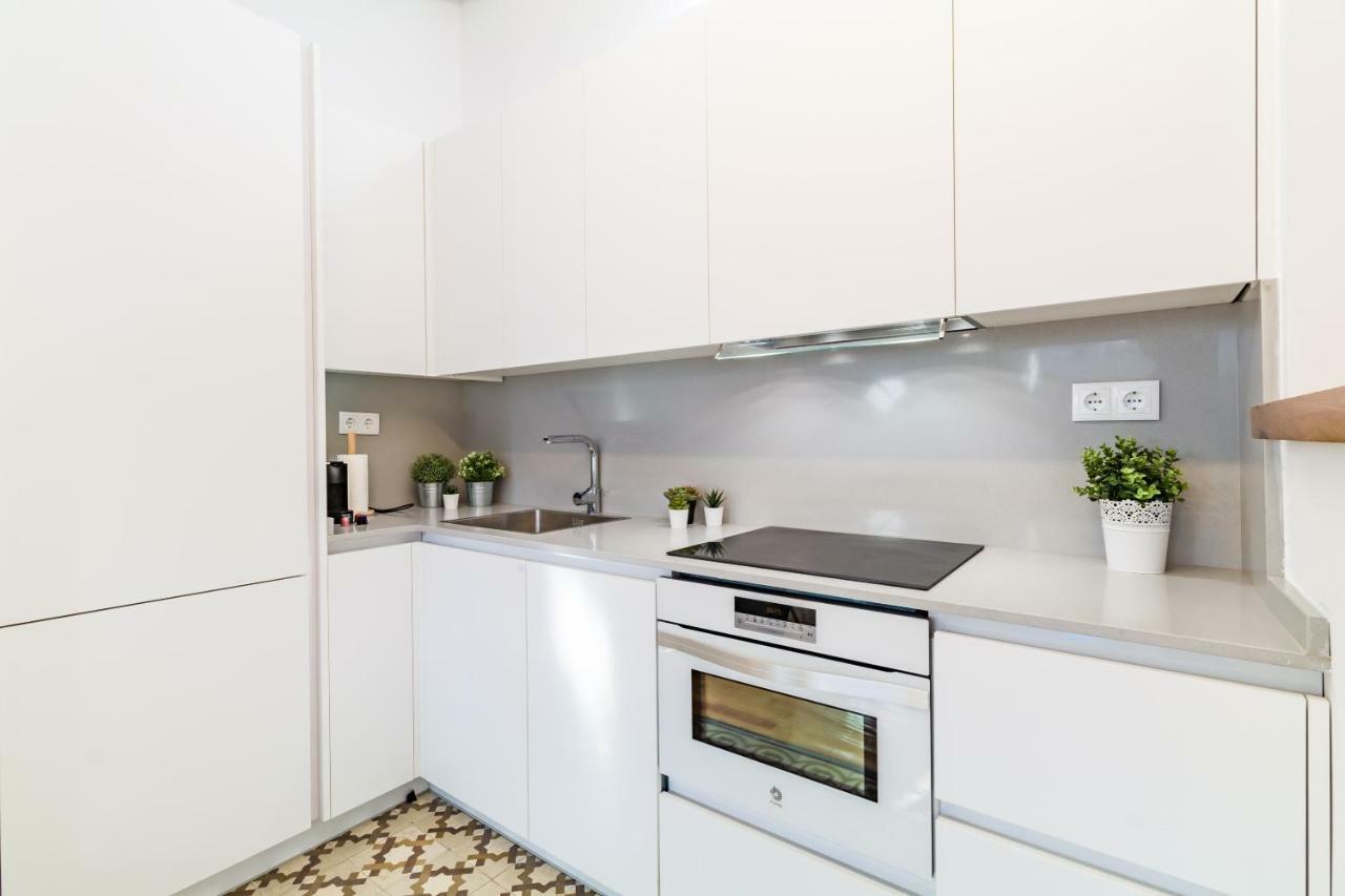 Puerta Del Sol VI Apartment Madrid Exterior photo