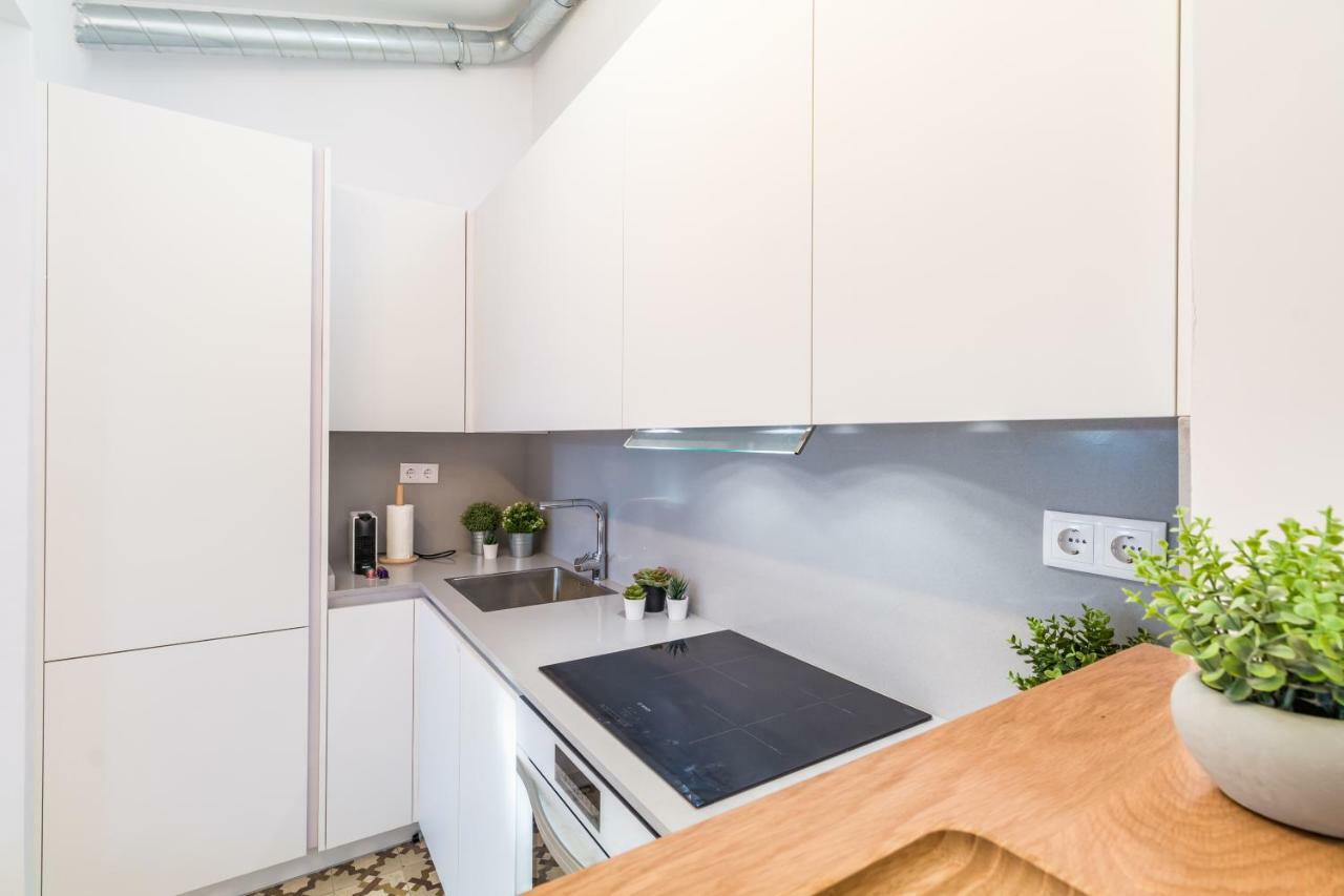 Puerta Del Sol VI Apartment Madrid Exterior photo
