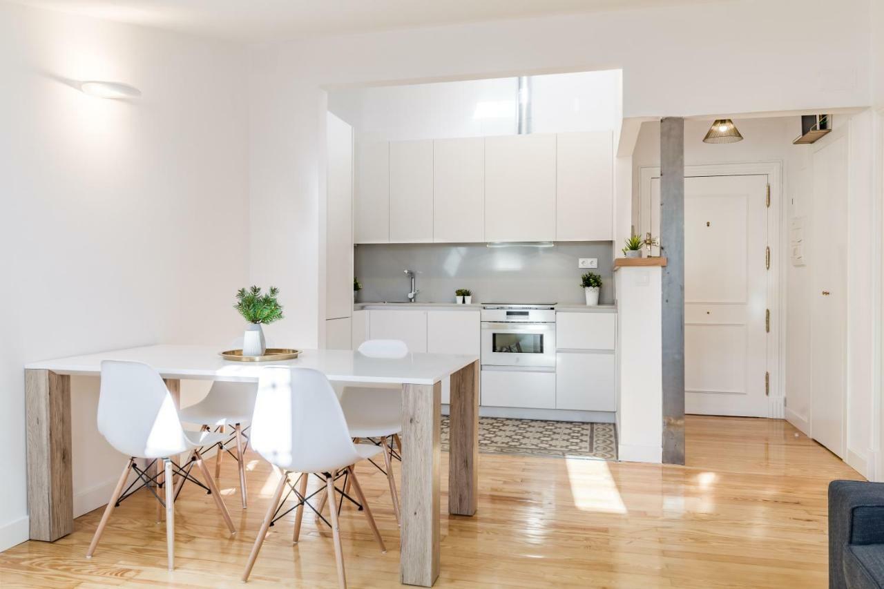 Puerta Del Sol VI Apartment Madrid Exterior photo