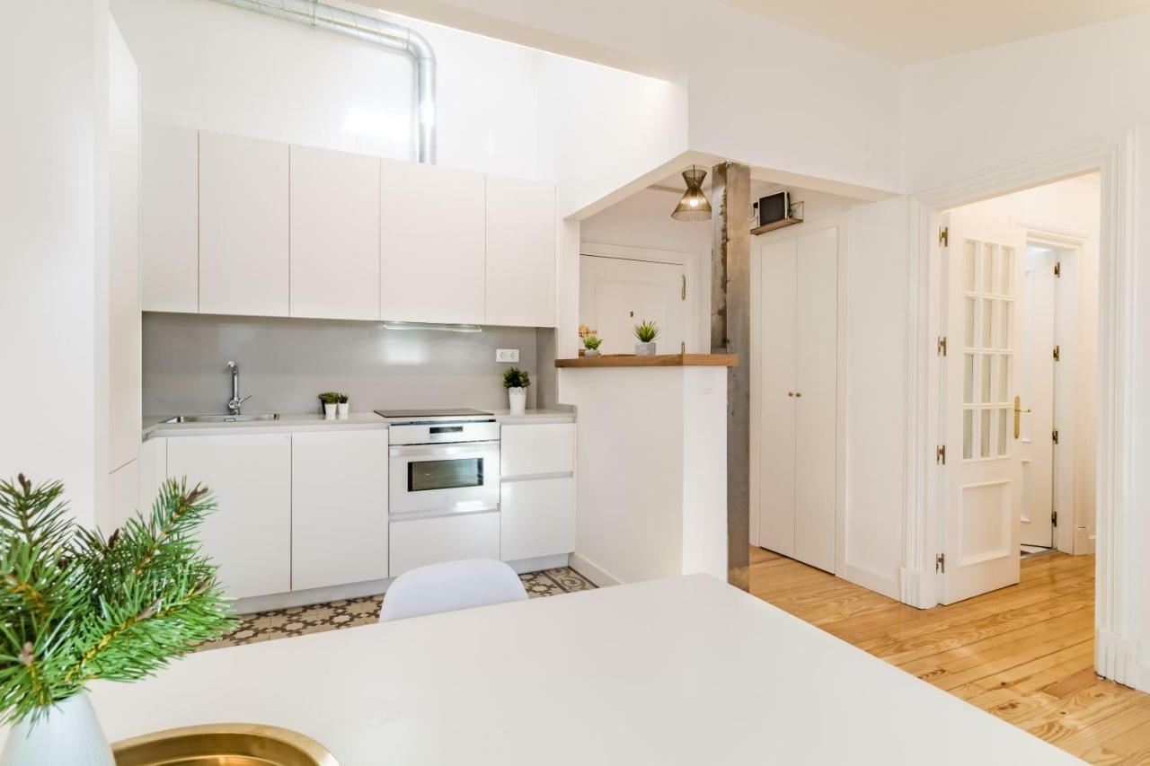 Puerta Del Sol VI Apartment Madrid Exterior photo