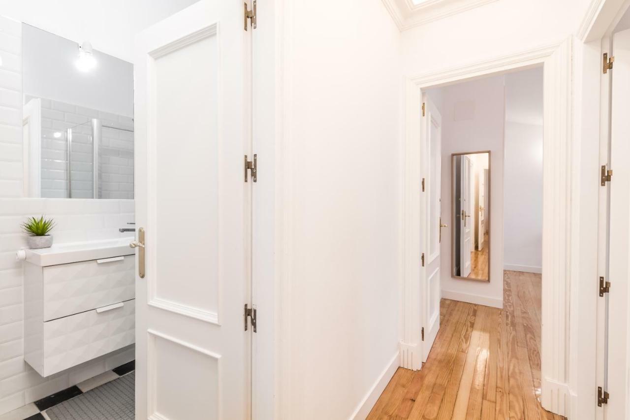 Puerta Del Sol VI Apartment Madrid Exterior photo